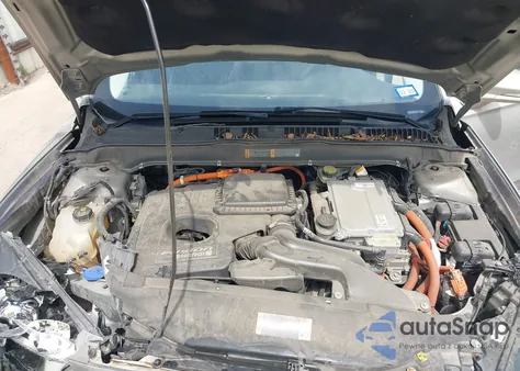 2015 Ford Fusion Energi Titanium from USA, damaged, VIN 3FA6P0SU3FR114739